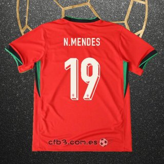 Camiseta Portugal Jugador N.Mendes Primera 2024